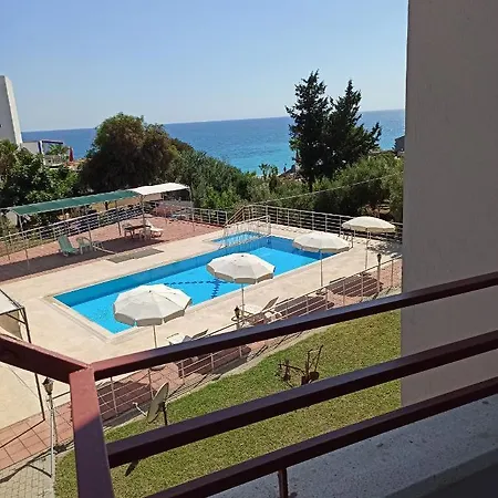 Sercan Hotel de apartamente Kızılot