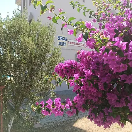 赛尔坎公寓 * Kızılot