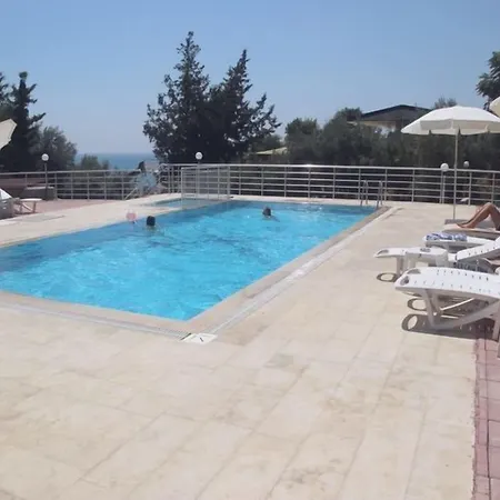 Sercan Hotel de apartamente Kızılot