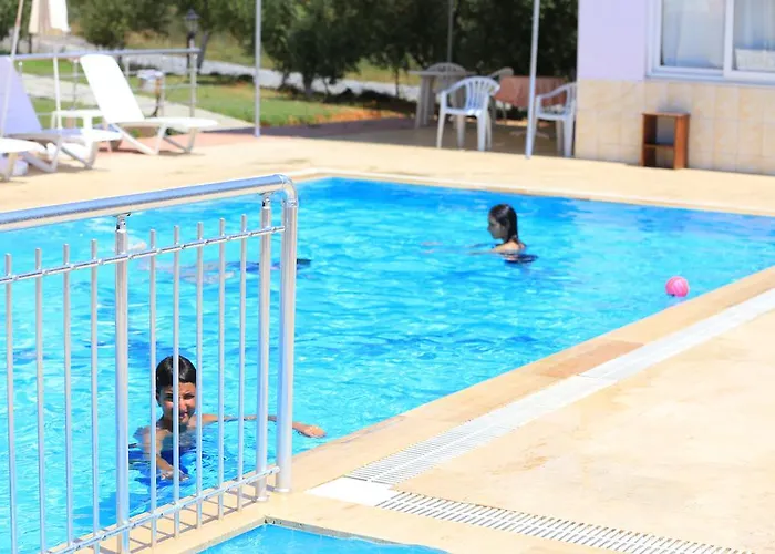 아파트호텔 Sercan Kızılot