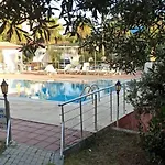 מלון דירות Sercan Kızılot