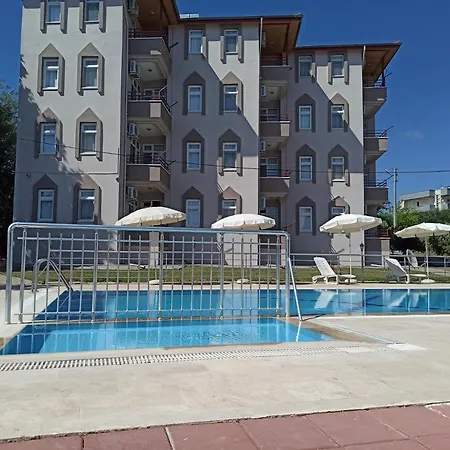 Sercan Aparthotel 3*