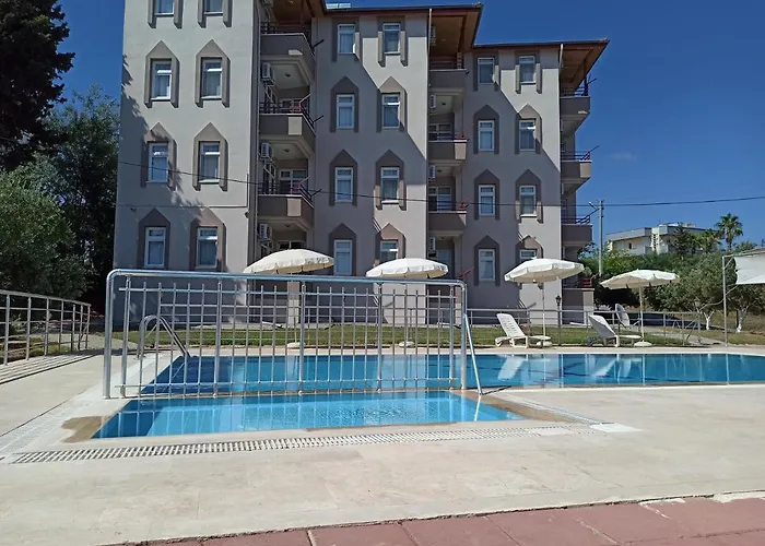 Sercan מלון דירות 3*