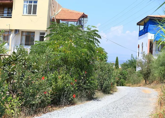 Sercan מלון דירות 3*